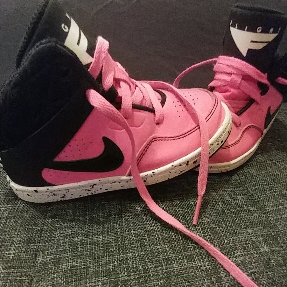 Kids Nike size 9